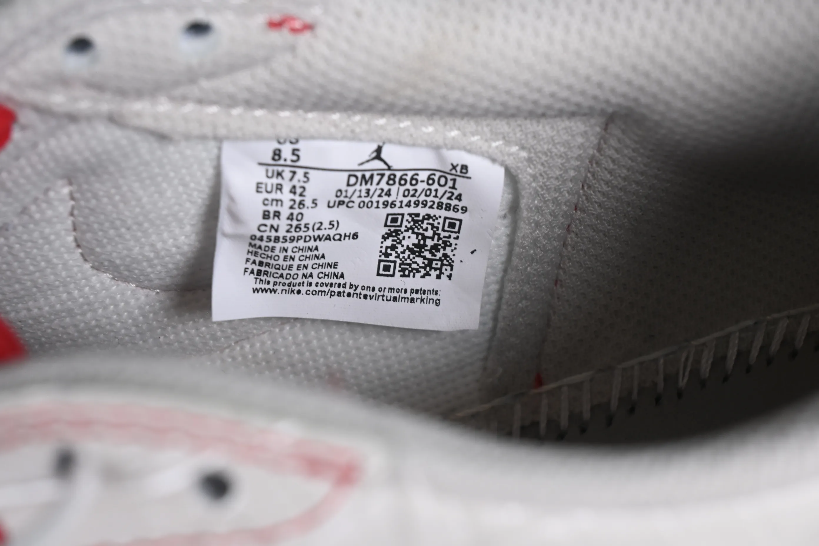 All categories Air Jordan Jordan series basketball shoes Air Jordan 1 Low Travis Scott x Air Jordan 1 Low OG AJ1 Joe 1 undercut low DM7866-601